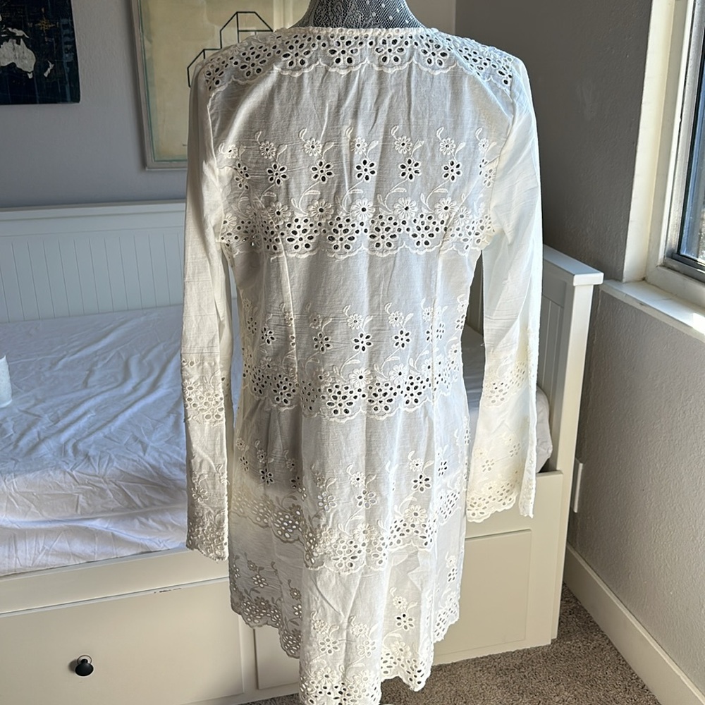 NWTCrosstree Lane Eyelet embroidered long sleeve open front white beach cover up - Picture 6 of 9